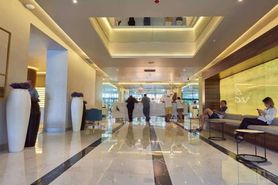 Luxury Studio With Ocean View Батуми Экстерьер фото